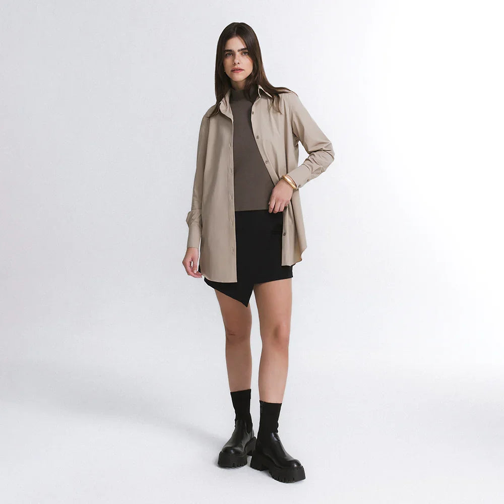 Camisa Alfaiataria Tech FutureForm® Feminina