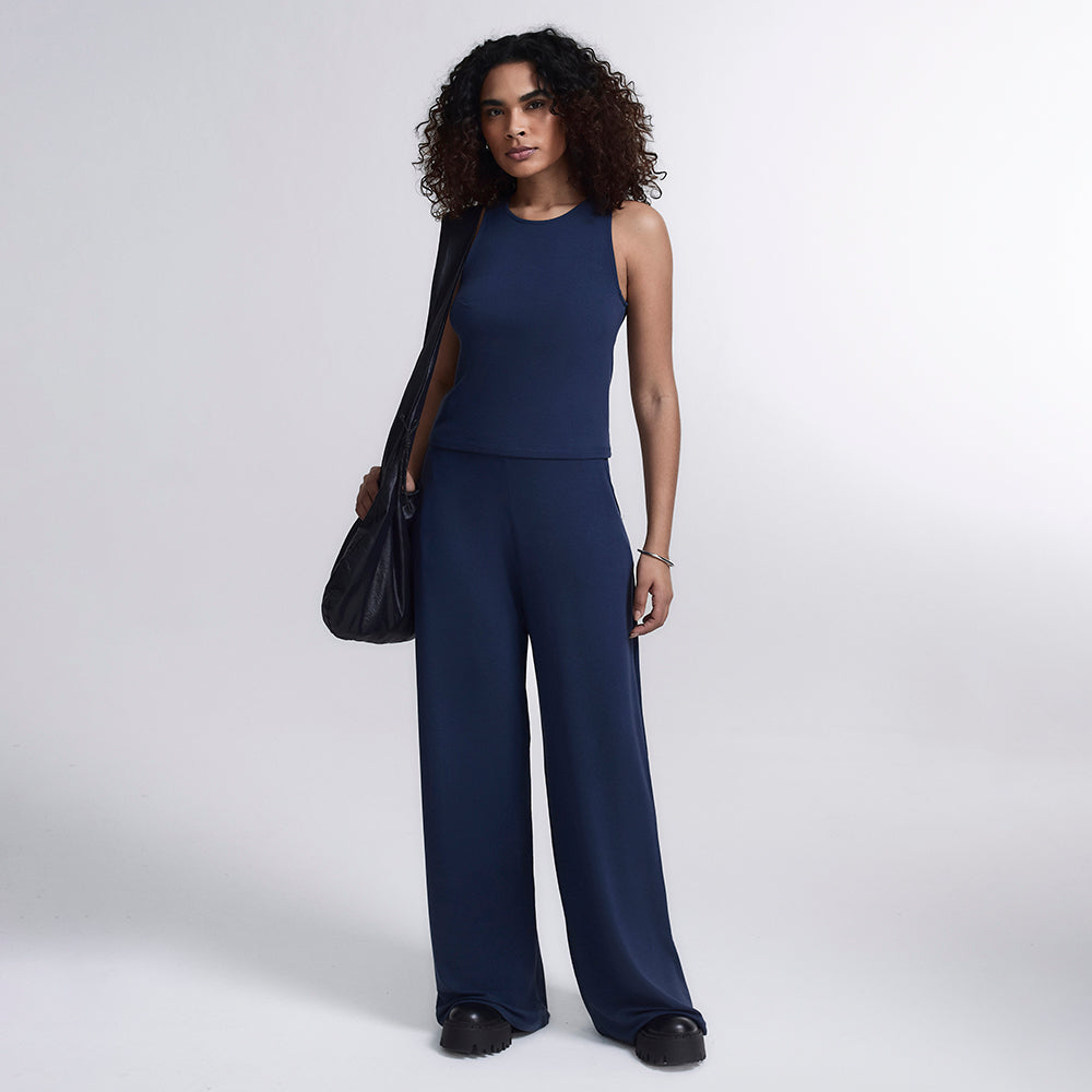 Conjunto Feminino Ultra Comfy | Wide Leg e Top Minimalista