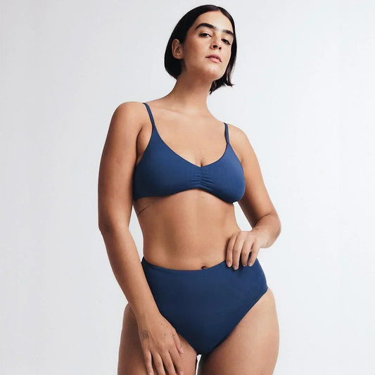 Conjunto Biquini Praia e Piscina | Top Triângulo e Calcinha Alta