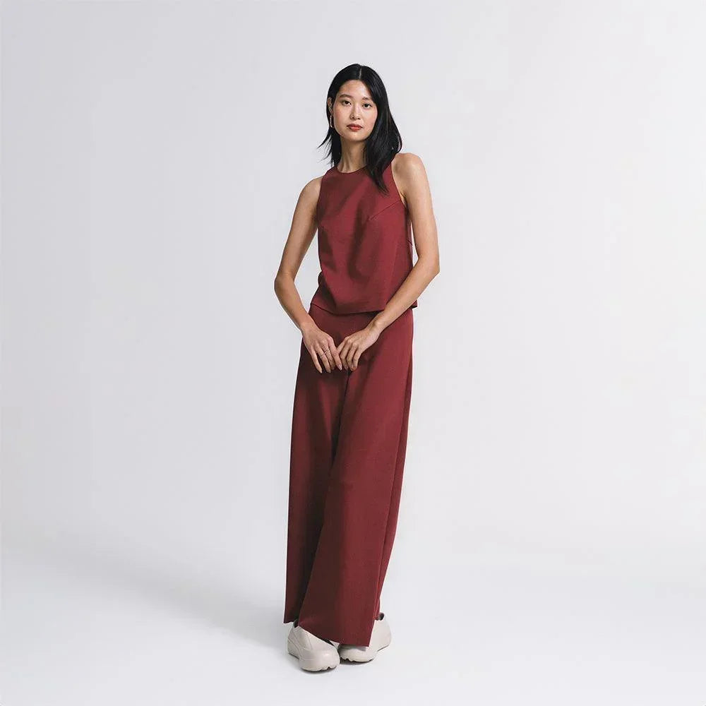 Minimal Top Feminino: design minimalista, tecido tecnológico e prático ...