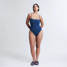 azul-marinho
