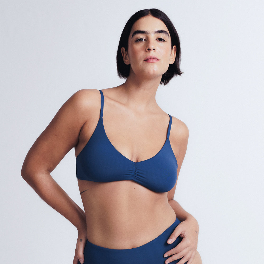 Azul Marinho