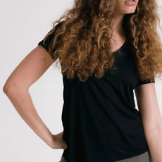 tech-t-shirt®-gola-v-feminina-cg